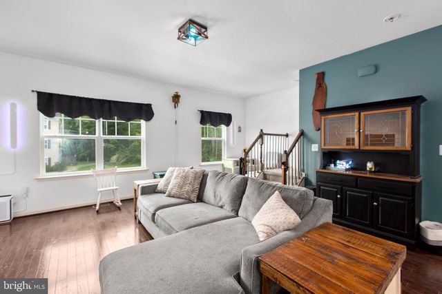 2422 DRAKE LN, Fredericksburg, VA 22408