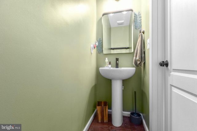 2422 DRAKE LN, Fredericksburg, VA 22408