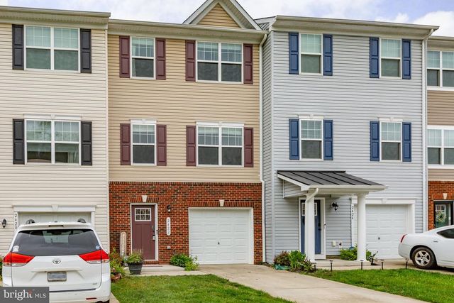 2422 DRAKE LN, Fredericksburg, VA 22408