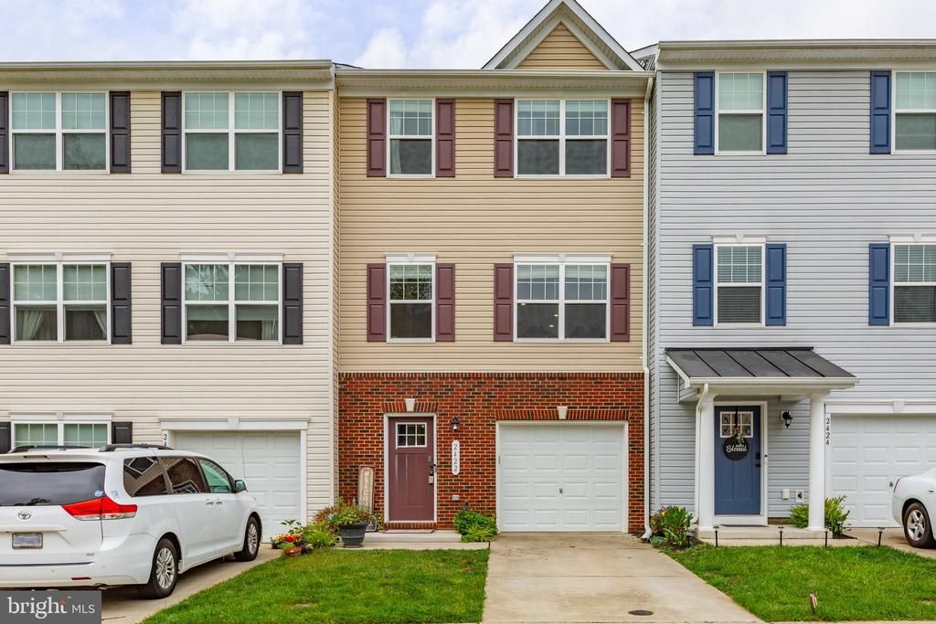 2422 DRAKE LN, Fredericksburg, VA 22408