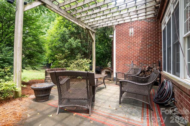 837 Shetland Place NW, Concord, NC 28027