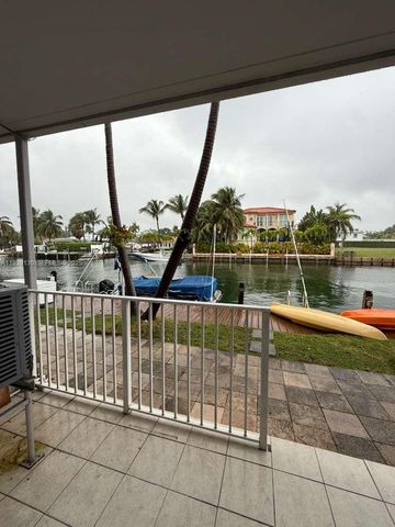 2225 NE 123rd St 104, North Miami, FL 33181