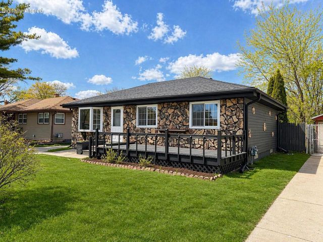 5819 N 81st STREET, Milwaukee, WI 53218
