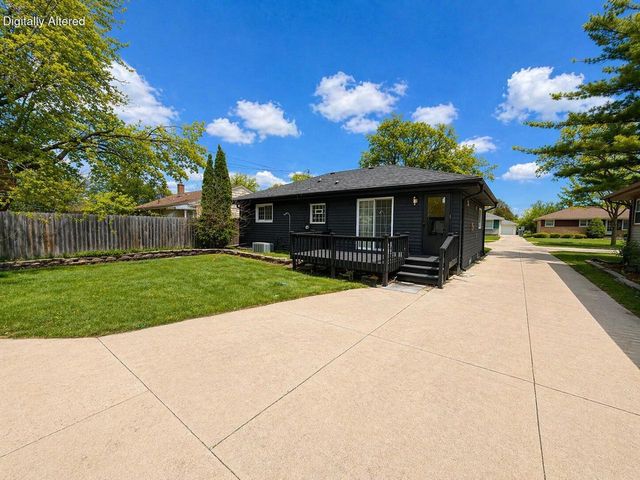 5819 N 81st STREET, Milwaukee, WI 53218