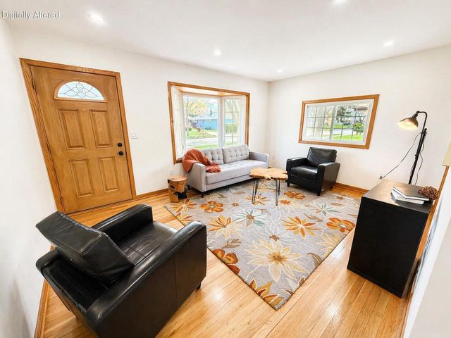 5819 N 81st STREET, Milwaukee, WI 53218