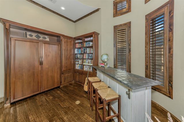 8013 Camino Drive, North Richland Hills, TX 76182