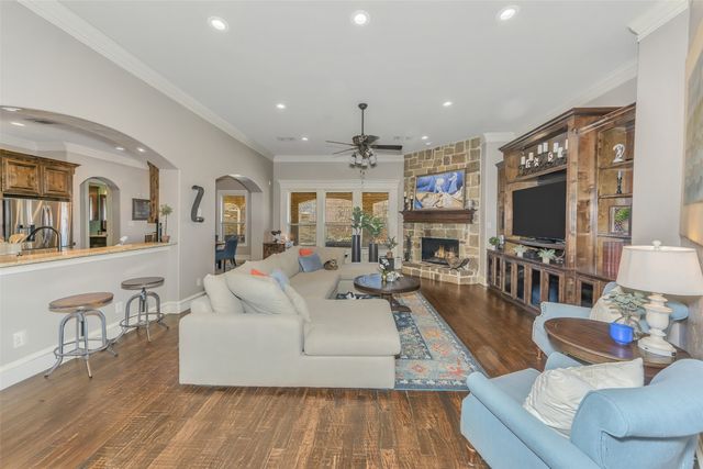 8013 Camino Drive, North Richland Hills, TX 76182