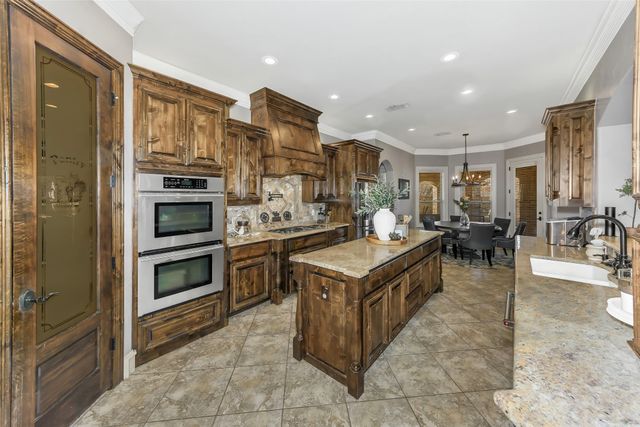 8013 Camino Drive, North Richland Hills, TX 76182