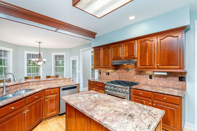 233 Timberlane Rd, Gallatin, TN 37066