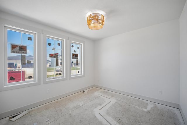 17312 Northview Drive, Urbandale, IA 50323
