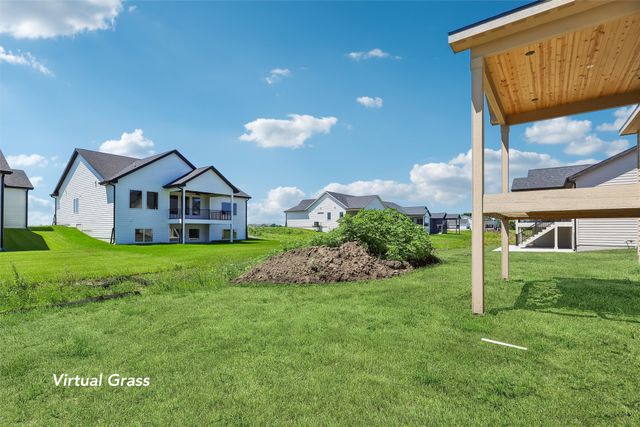 17312 Northview Drive, Urbandale, IA 50323