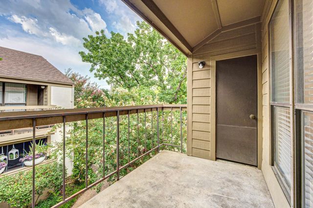 10051 Westpark Drive 218, Houston, TX 77042
