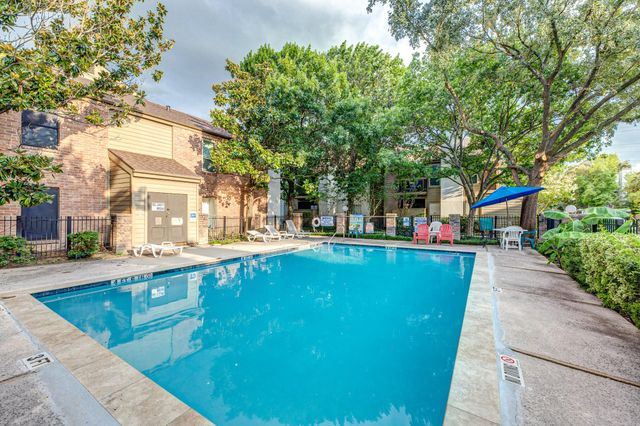 10051 Westpark Drive 218, Houston, TX 77042