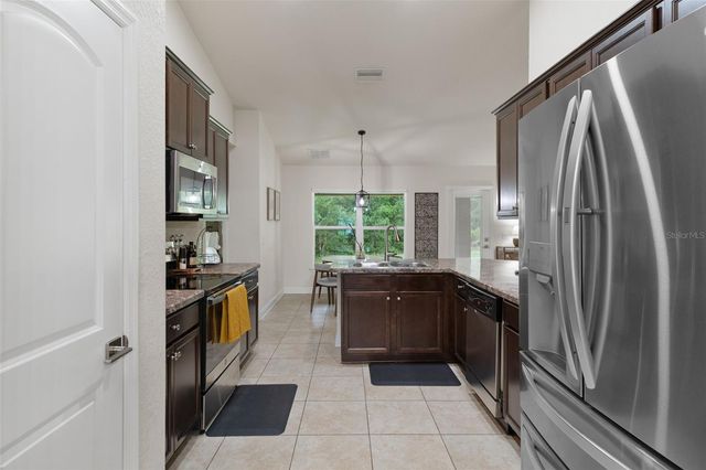 101 OAK VILLAGE BOULEVARD, Homosassa, FL 34446