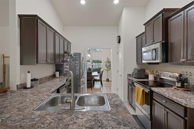 101 OAK VILLAGE BOULEVARD, Homosassa, FL 34446