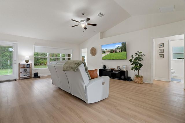 101 OAK VILLAGE BOULEVARD, Homosassa, FL 34446