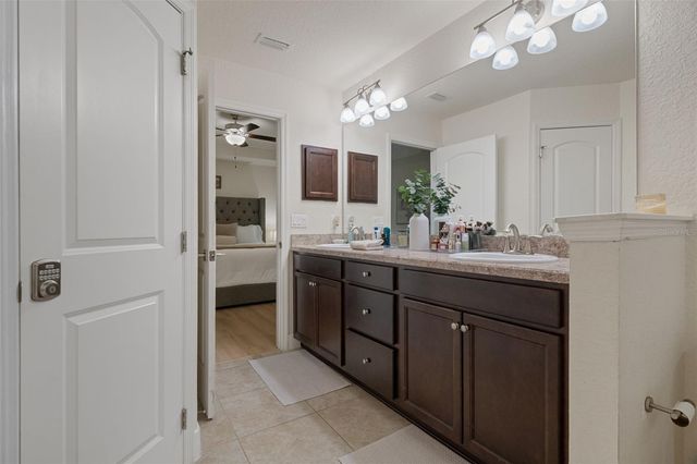 101 OAK VILLAGE BOULEVARD, Homosassa, FL 34446