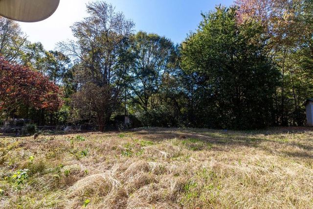 107 Oakwood Circle, Griffin, GA 30223