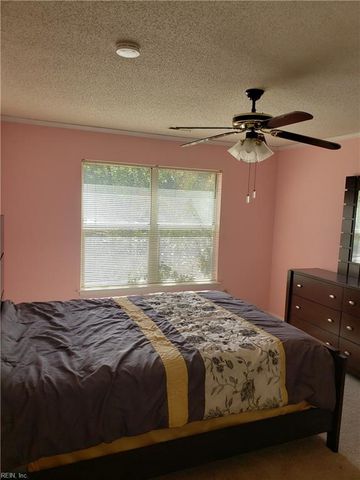 6 Ridgewood PW G, Newport News, VA 23602