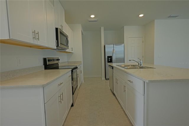 2505 MERSEYSIDE CT, Haines City, FL 33844