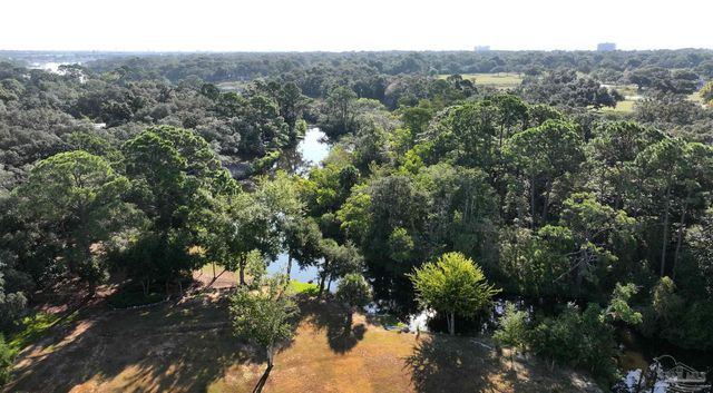 610 S Old Corry Field Rd, Pensacola, FL 32507