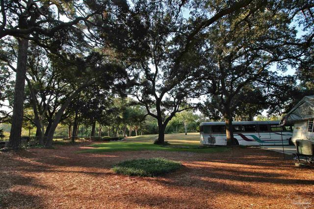 610 S Old Corry Field Rd, Pensacola, FL 32507