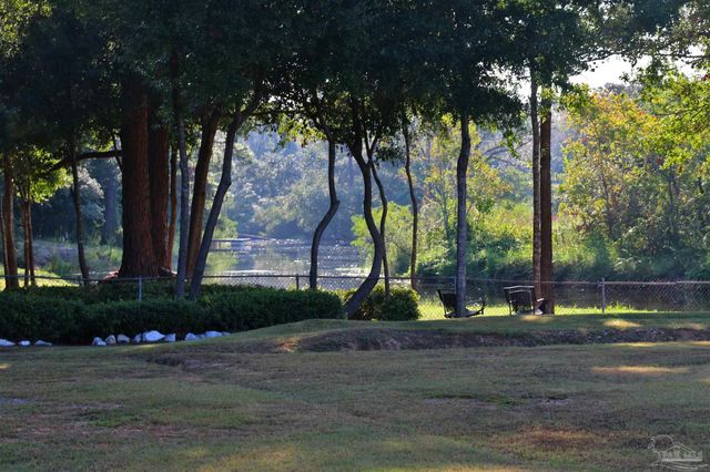 610 S Old Corry Field Rd, Pensacola, FL 32507