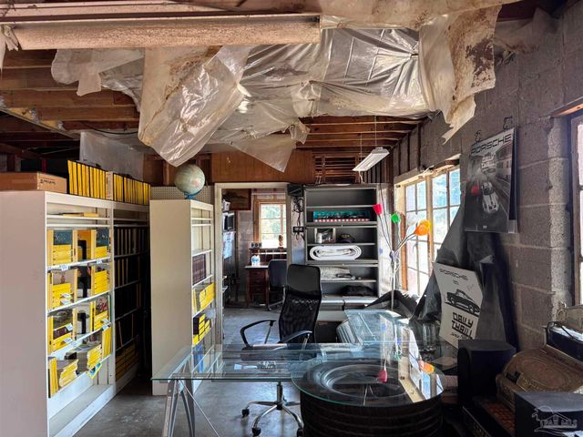 610 S Old Corry Field Rd, Pensacola, FL 32507