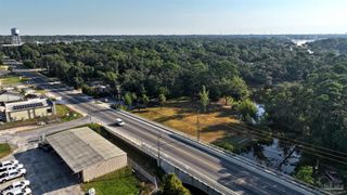 610 S Old Corry Field Rd, Pensacola, FL 32507