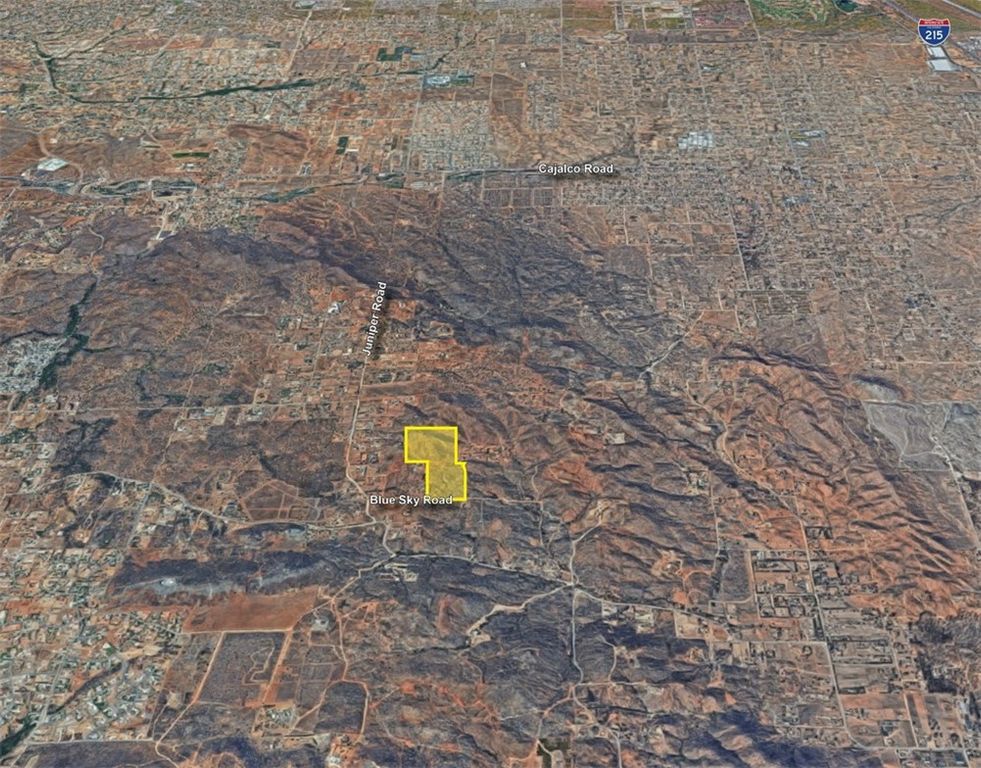 Image 2 of property listing at 1 Blue Sky Road, Perris, CA 92570