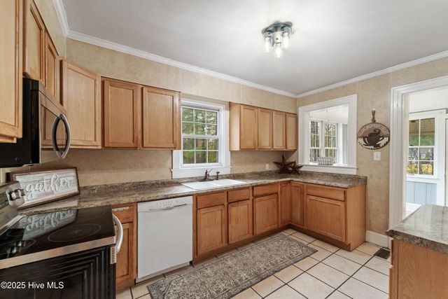 190 Huffmantown Road, Richlands, NC 28574