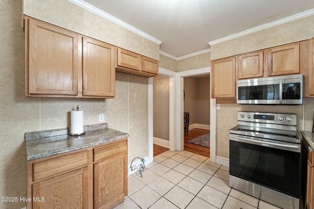 190 Huffmantown Road, Richlands, NC 28574