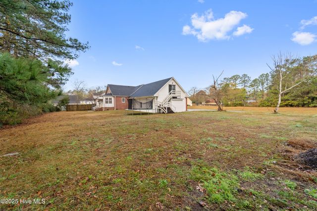 190 Huffmantown Road, Richlands, NC 28574