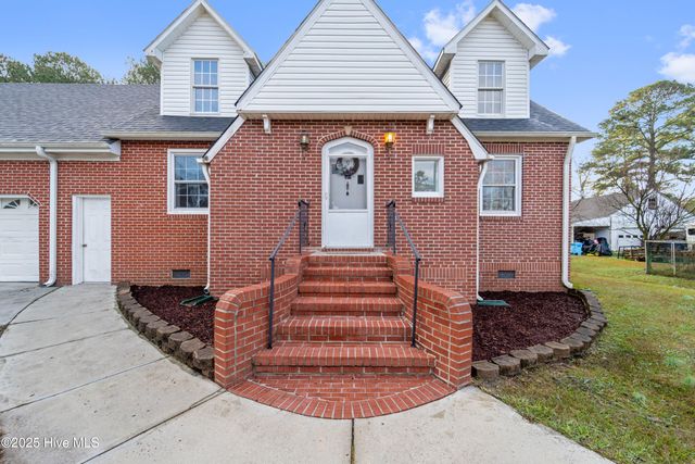 190 Huffmantown Road, Richlands, NC 28574