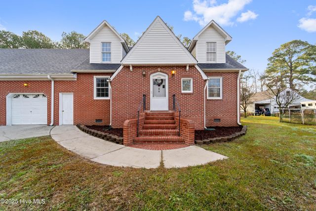 190 Huffmantown Road, Richlands, NC 28574