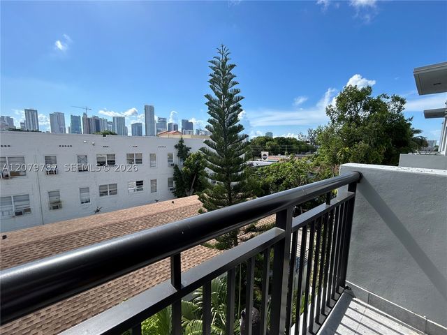 836 SW 2nd St 404, Miami, FL 33130