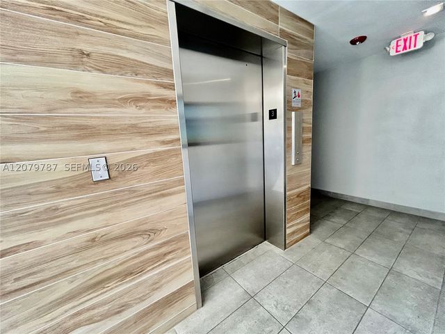 836 SW 2nd St 404, Miami, FL 33130