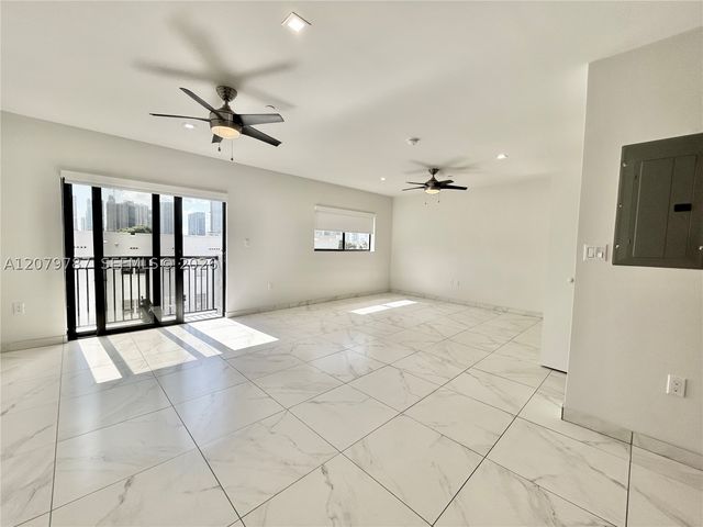 836 SW 2nd St 404, Miami, FL 33130