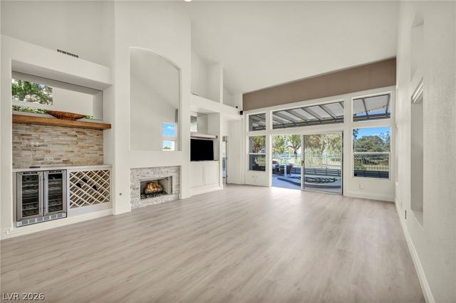 9208 Eagle Ridge Drive, Las Vegas, NV 89134