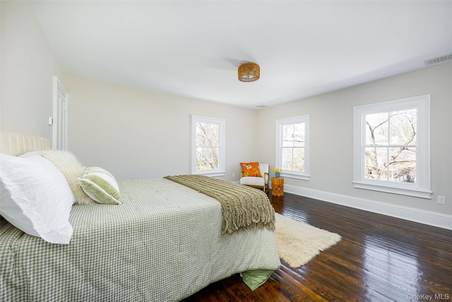 66 Chestnut Street, Rhinebeck, NY 12572