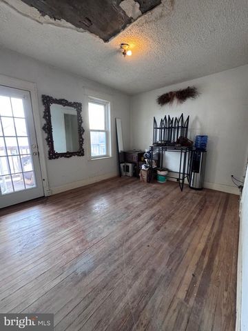 1821 STATE ST, Harrisburg, PA 17103