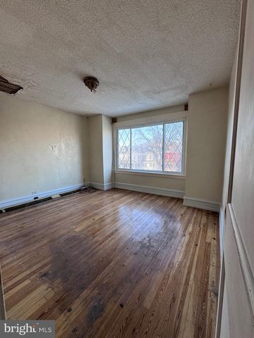 1821 STATE ST, Harrisburg, PA 17103