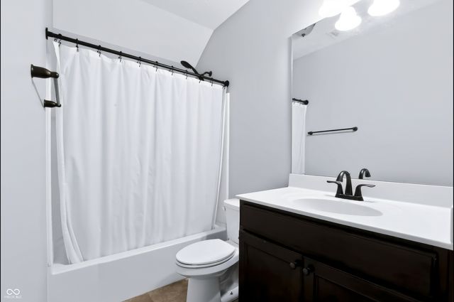 3561 Shady Lake Drive, Westfield, IN 46074