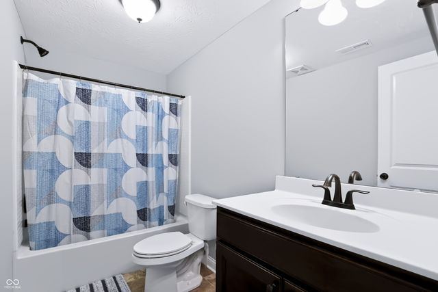 3561 Shady Lake Drive, Westfield, IN 46074