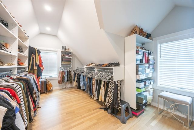 241 Neponset Valley Parkway 241, Boston, MA 02136