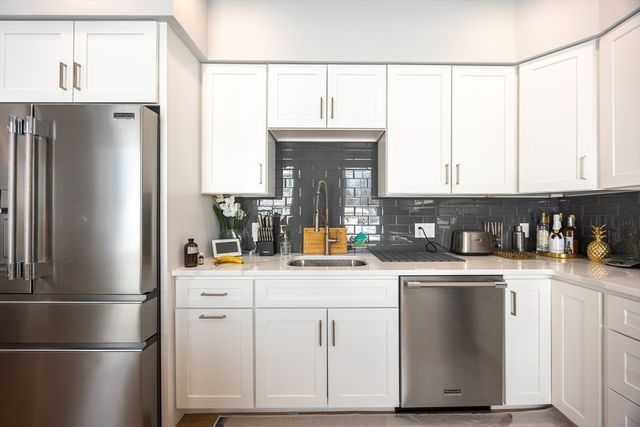 241 Neponset Valley Parkway 241, Boston, MA 02136