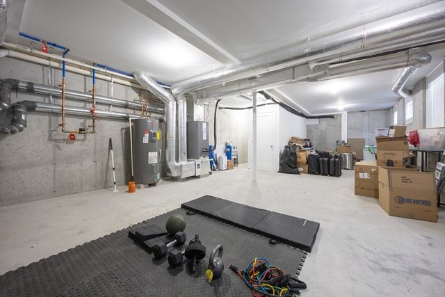 241 Neponset Valley Parkway 241, Boston, MA 02136