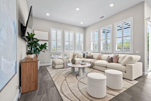 16750 Coyote Bush Drive 19, San Diego, CA 92127