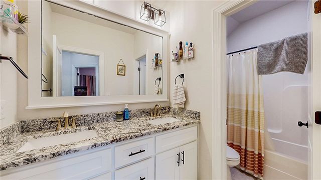 1805 Salmon Street, Pea Ridge, AR 72751