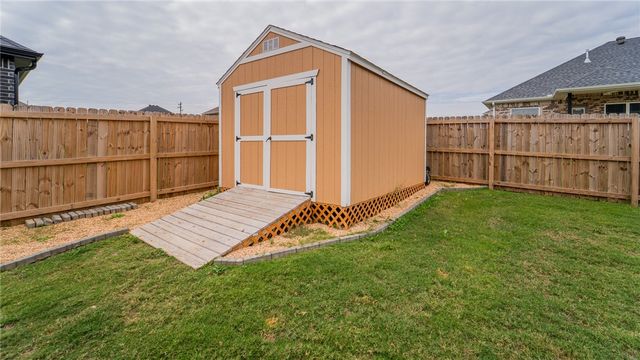 1805 Salmon Street, Pea Ridge, AR 72751